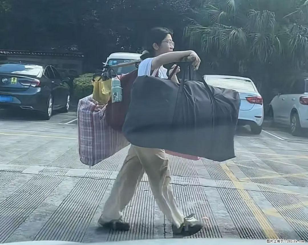 全网追的“扁担女孩”，找了一份暑假工，时薪12元 - 邵阳生活资讯 - 邵阳28生活网 shaoyang.28life.com