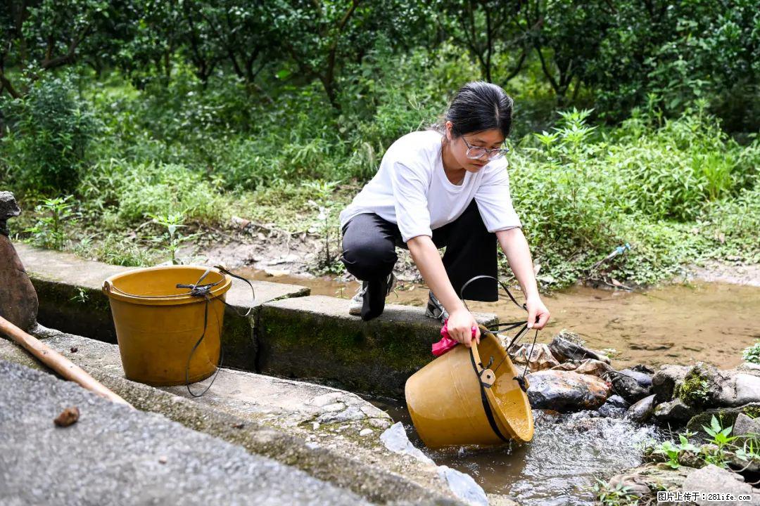 全网追的“扁担女孩”，找了一份暑假工，时薪12元 - 邵阳生活资讯 - 邵阳28生活网 shaoyang.28life.com